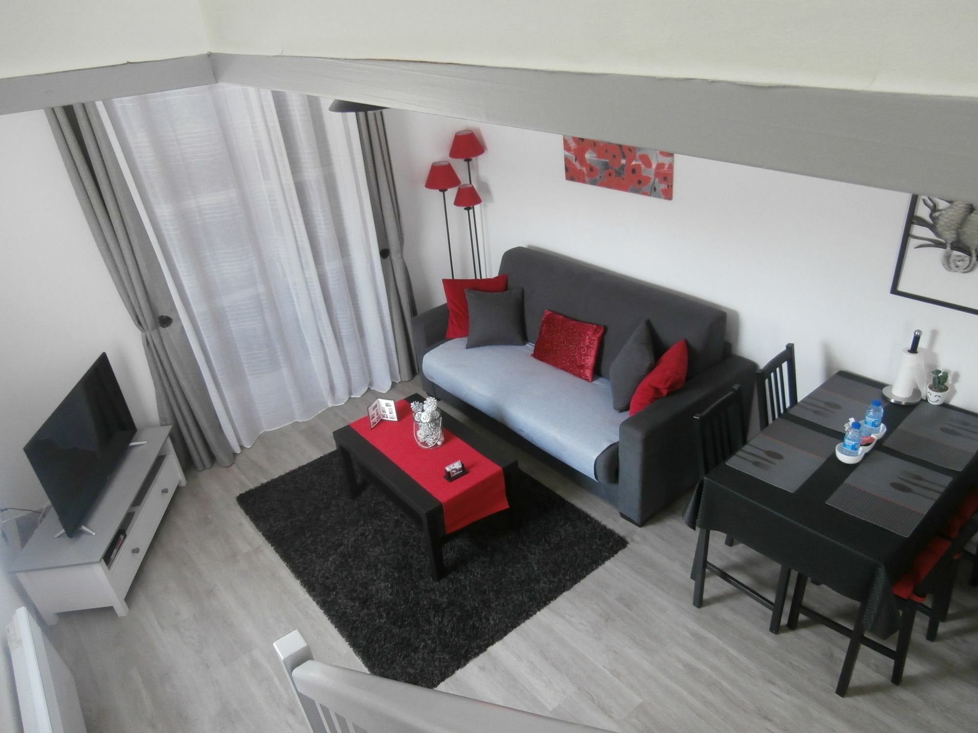 L&r Apartment *